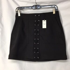 Express Women’s Black Lace-Up Front Mini Skirt Size 4 NEW with Tags